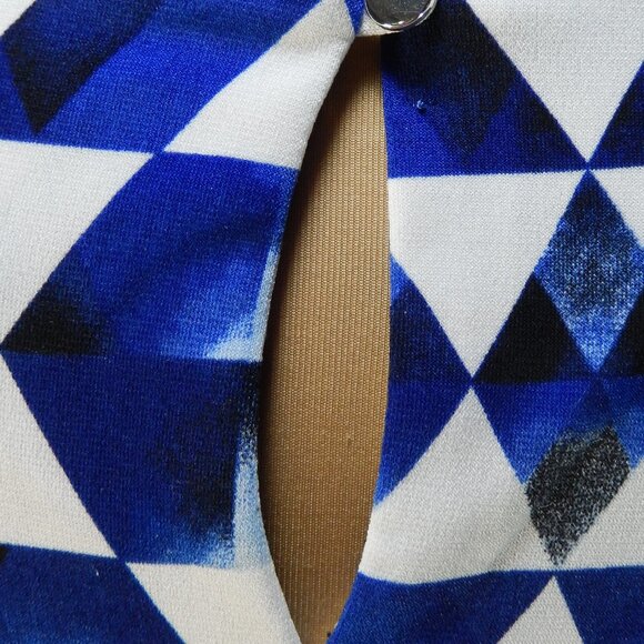 Calvin Klein Pleated Neck Blue/Black/White Sleeveless Size XLG Career Top EUC - Picture 8 of 14